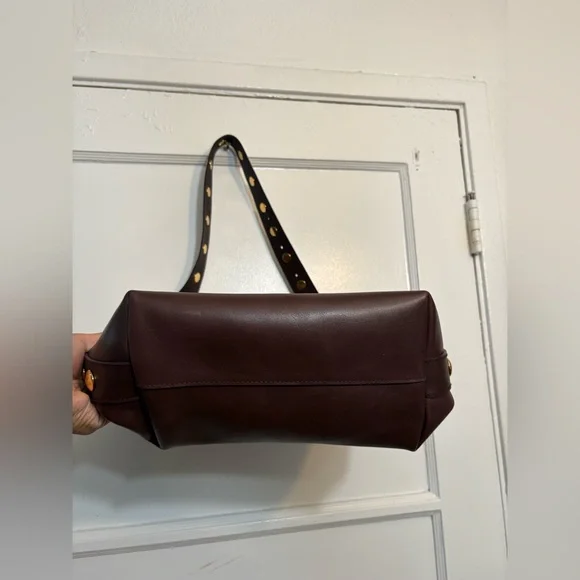 NWT Madewell The Essential Bucket Tote with Gold Accents